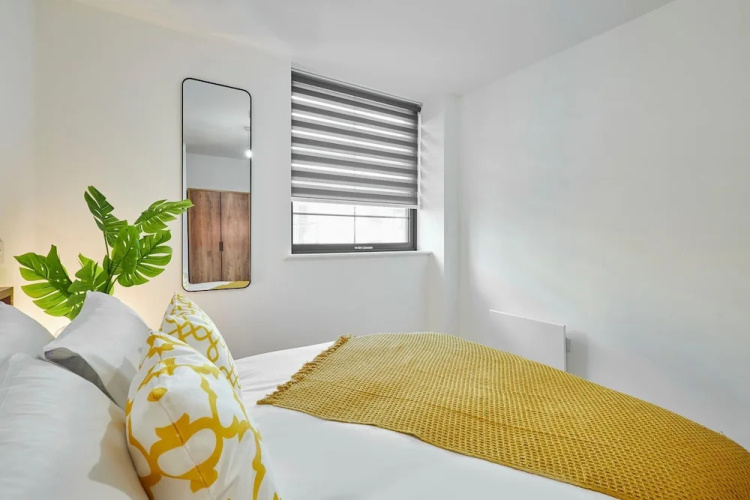 Host Stay Lockside House