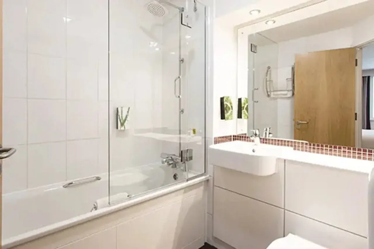 Premier Inn Weymouth Seafront