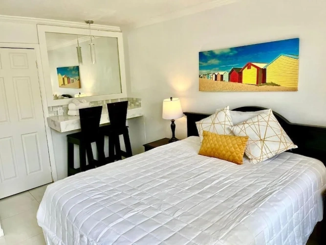 1 Bedroom Standard Single room with courtyard view
