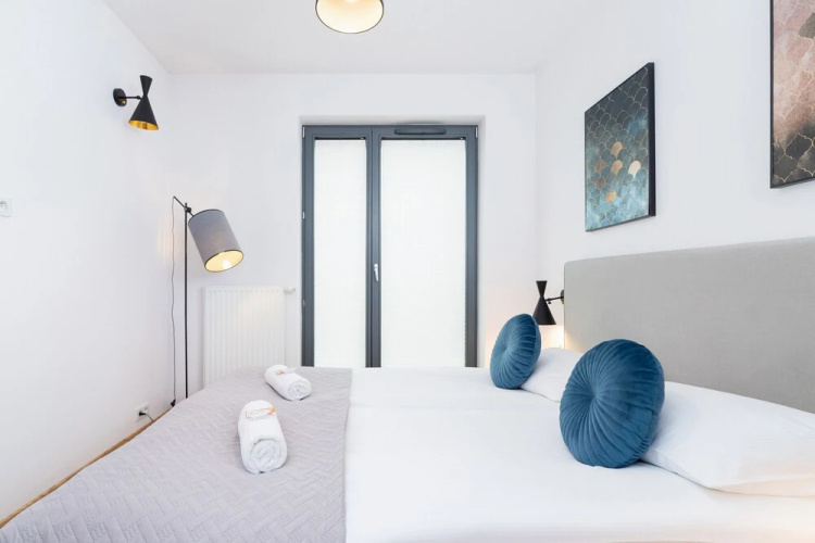 Apartment Nadwislanska Cracow by Renters
