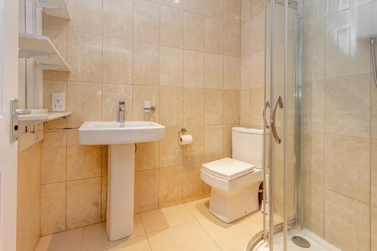 Worcester City Centre Apartment - 2 Bedrooms