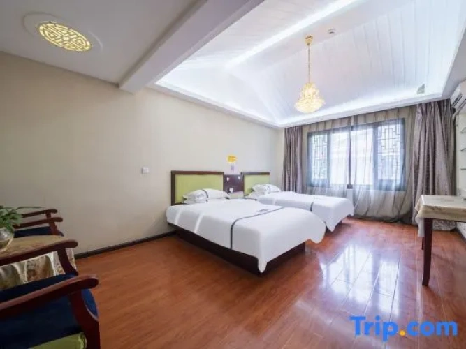 Family Attic Suite