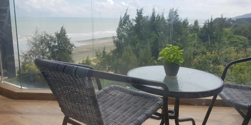 Timurbay studio apartment facing beautiful beach