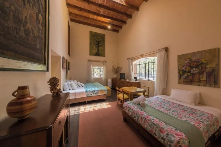 Deluxe Suite