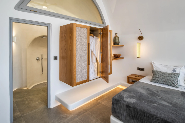 Eteoro Suites