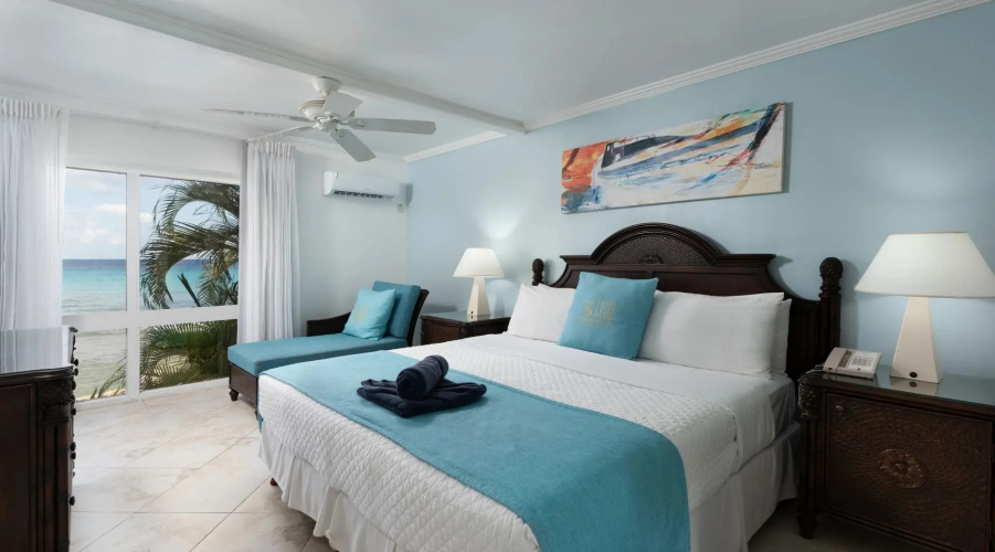 1 Bedroom Suite oceanfront