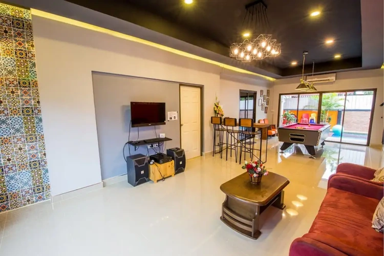 3 Bedrooms Villa