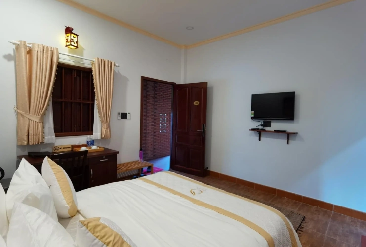 Economy room