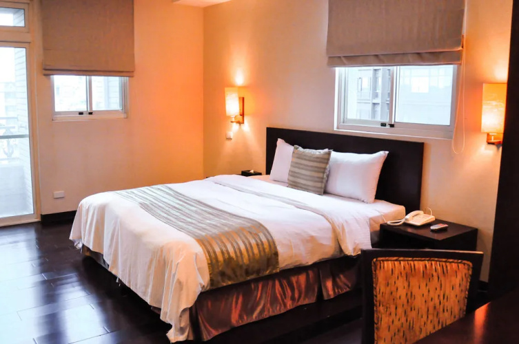 9Hotel