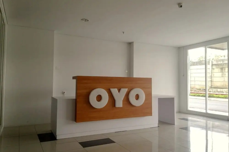 OYO Flagship 1260 Sentraland Karawang
