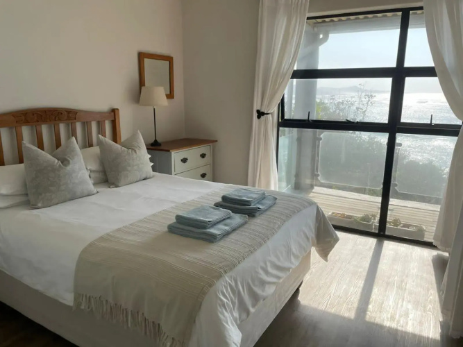 9 Coogee Bay