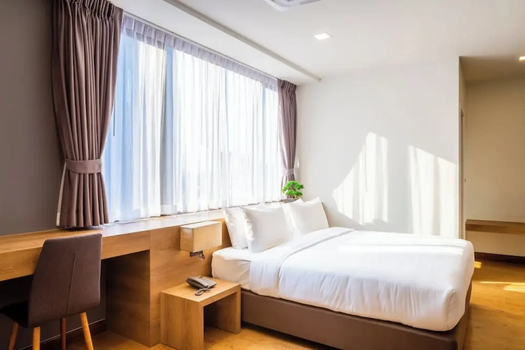Economy room