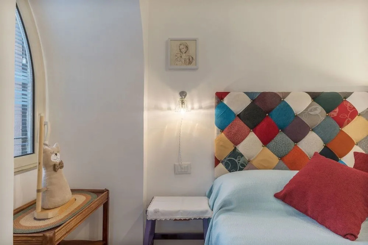 Monti Artistic Flat