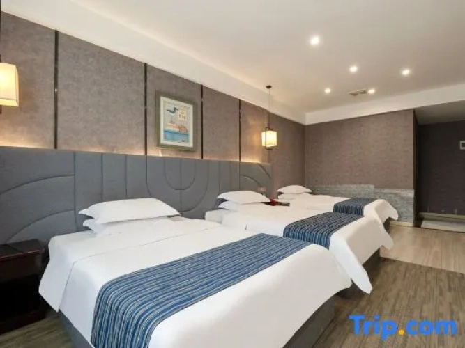 Business Triple room