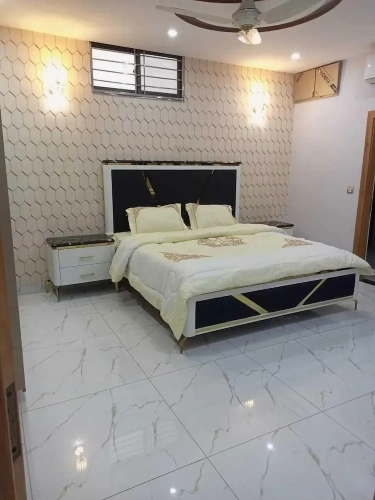 Deluxe Sextuple Apartment
