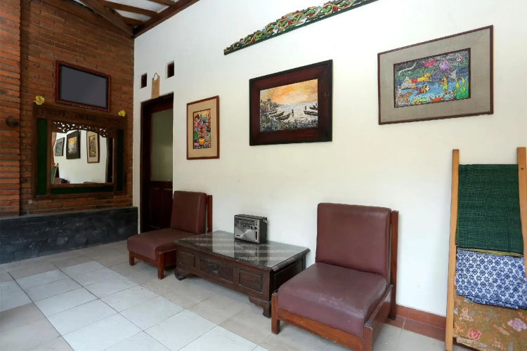 Ndalem Joglo Krawitan Syariah