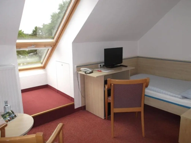 Standard Single room