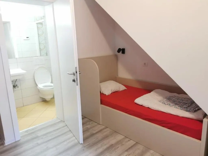 Bed in Dorm (female dorm)