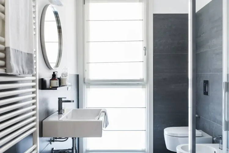 JOIVY Stylish 1-Bedroom Flat