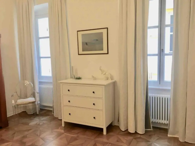 Pogri House Unità