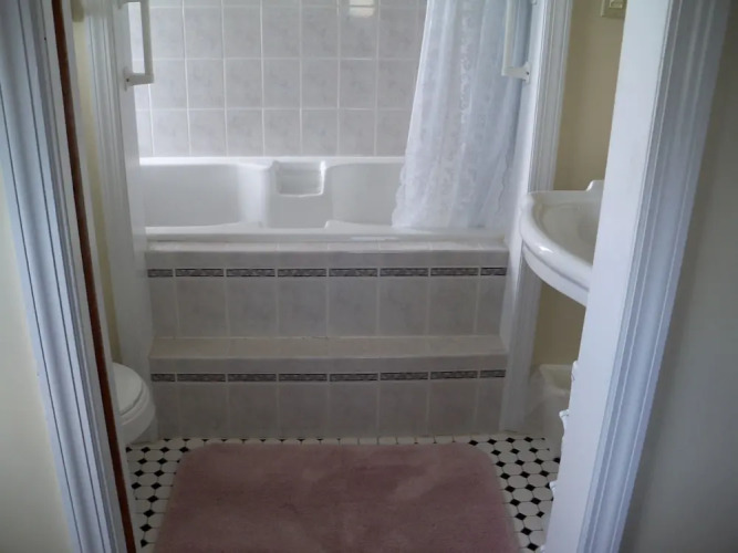 Holly Beach HotelOver view