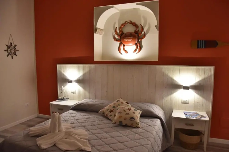 Standard Triple room