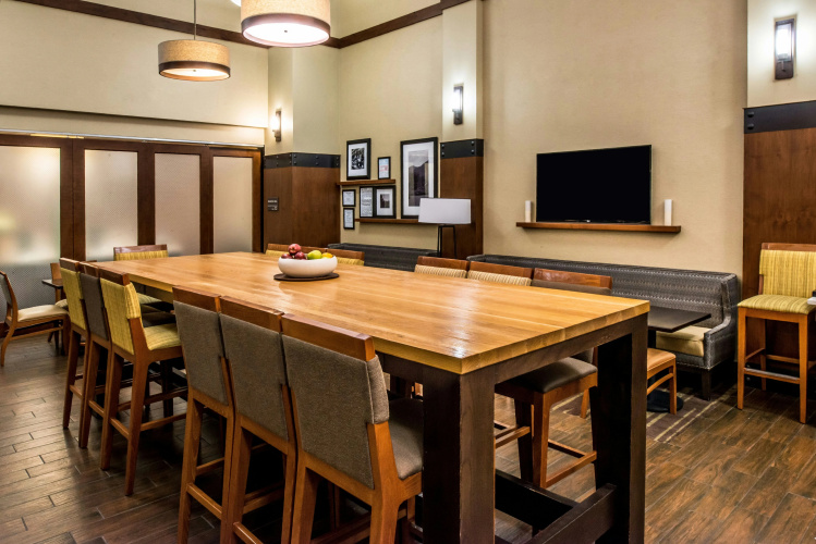 Hampton Inn & Suites Boulder-North photo 23