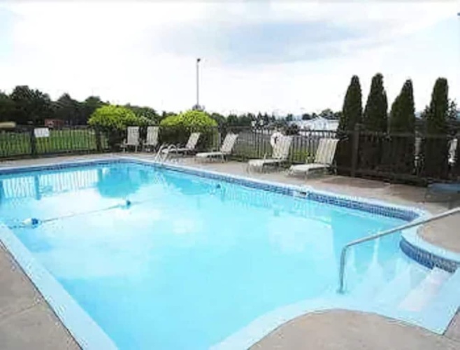 Days Inn by Wyndham Montmagny photo 11