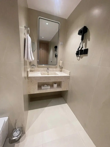 Lyvan Hotel