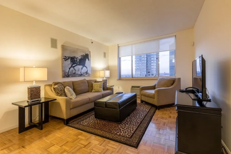 2 Bedrooms Luxury Apartment