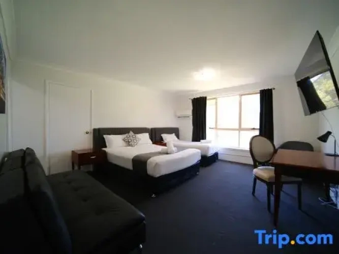 Standard Double room with view