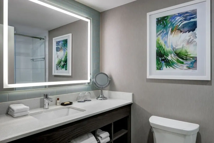 1 Bedroom Double Suite with bay view