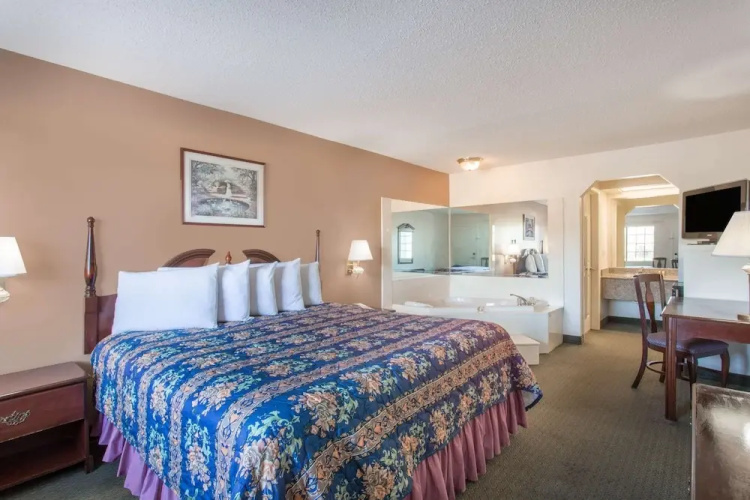Days Inn - Picayune