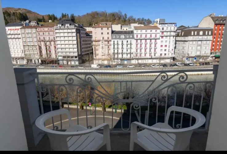 Standard Twin room with balcony