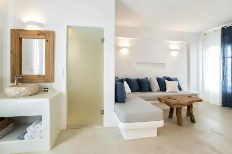 Anna Platanou Suites