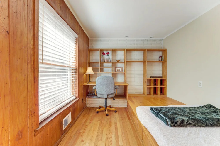 Lake + Dock Access: Peaceful Retreat in Duluth