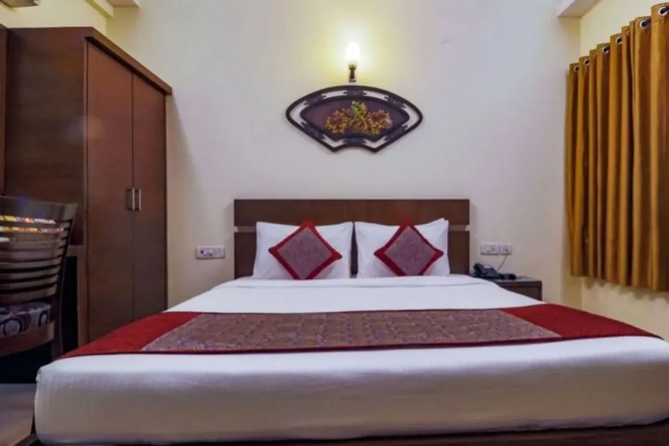 Dewdrop Le Seasons Beach Resort