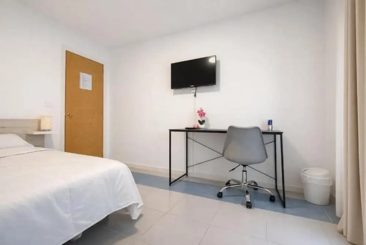 Standard Double room with city view