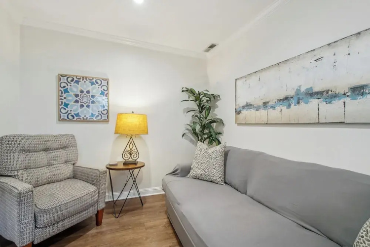 Downtown Wilmington Studio in Historic District!