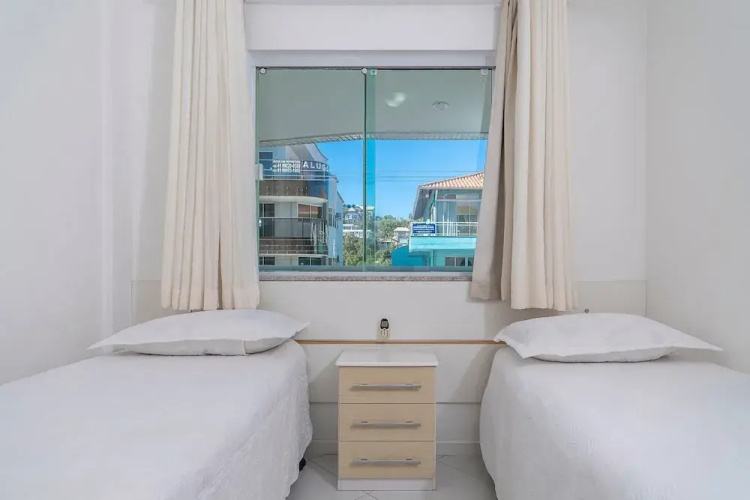 839 -Apartamento 2 dormitórios Bombinhas