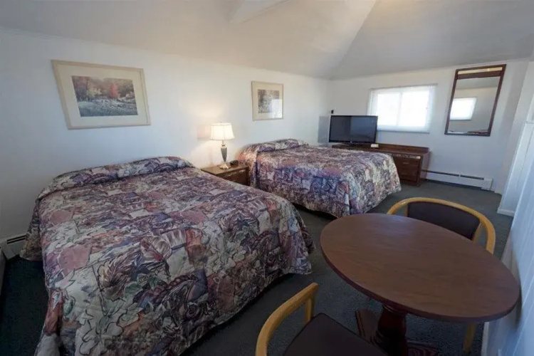 Cold Creek Inn