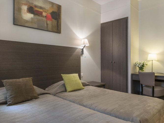 Superior Twin room