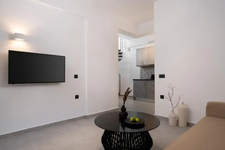 AKRI Suites Vourvoulos