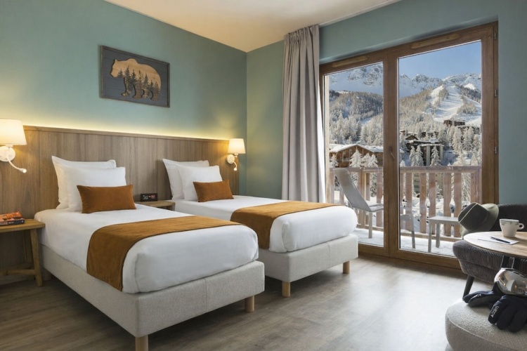 Superior Twin room with balcony