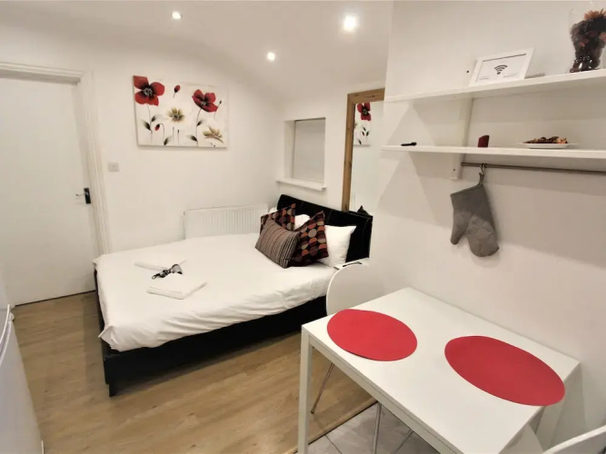 Leyton Rooms