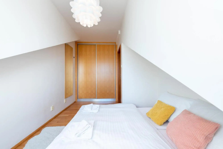 Nest Apartment