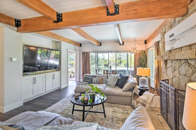 3 Bedrooms Cottage