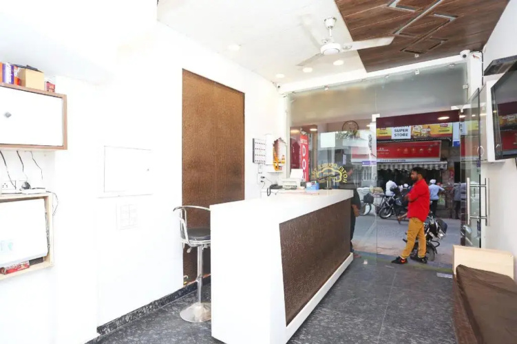 Hotel Double Tree by OYO Rooms