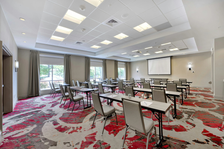 DoubleTree by Hilton Raleigh - Cary photo 23