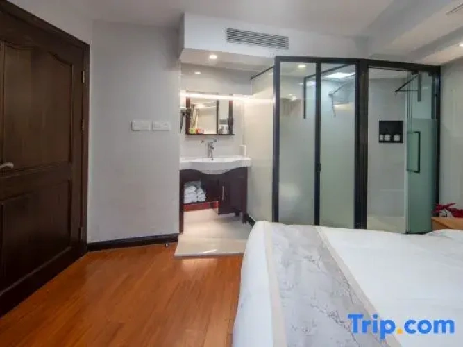 Standard Double room with view